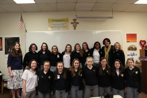 French Club Celebrates Mardi Gras: Photo Gallery