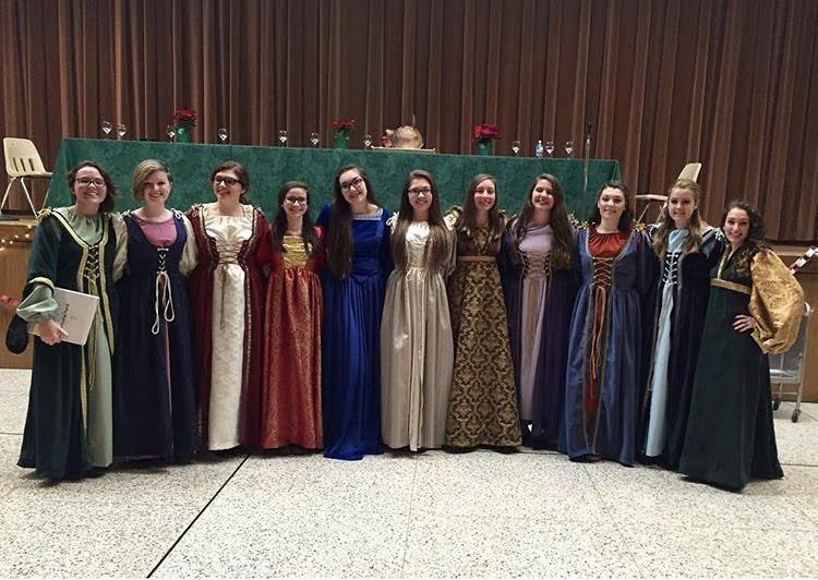 Paduas Madrigals pose after their dinner theater.