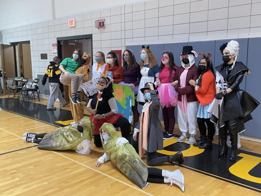 Winners of the Halloweek costume contest pose for a group picture.